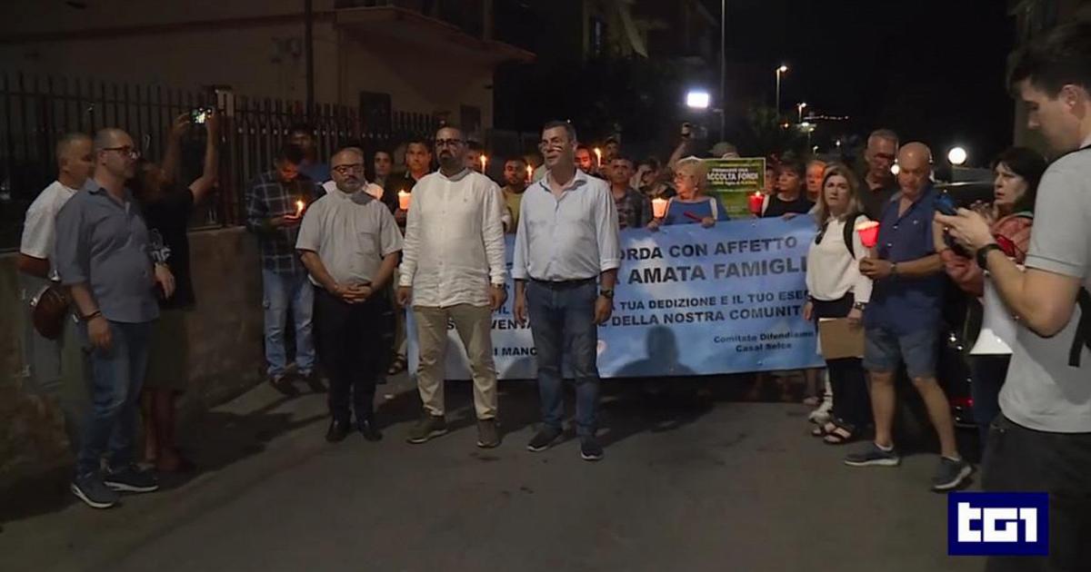 Famiglia sterminata a Casalotti, centinaia di segnalazioni sul presunto killer