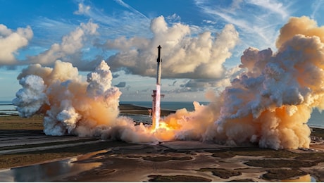 Starship raggiunge l’orbita e apre una nuova fase per SpaceX