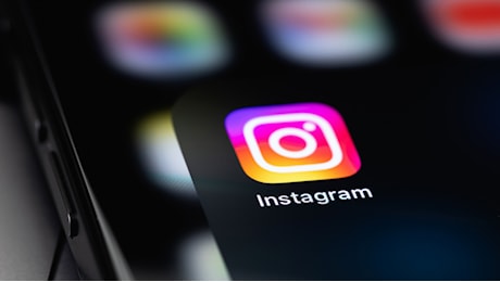 Meta lancia una funzione AI per clonare chiunque con una foto, poi fa marcia indietro