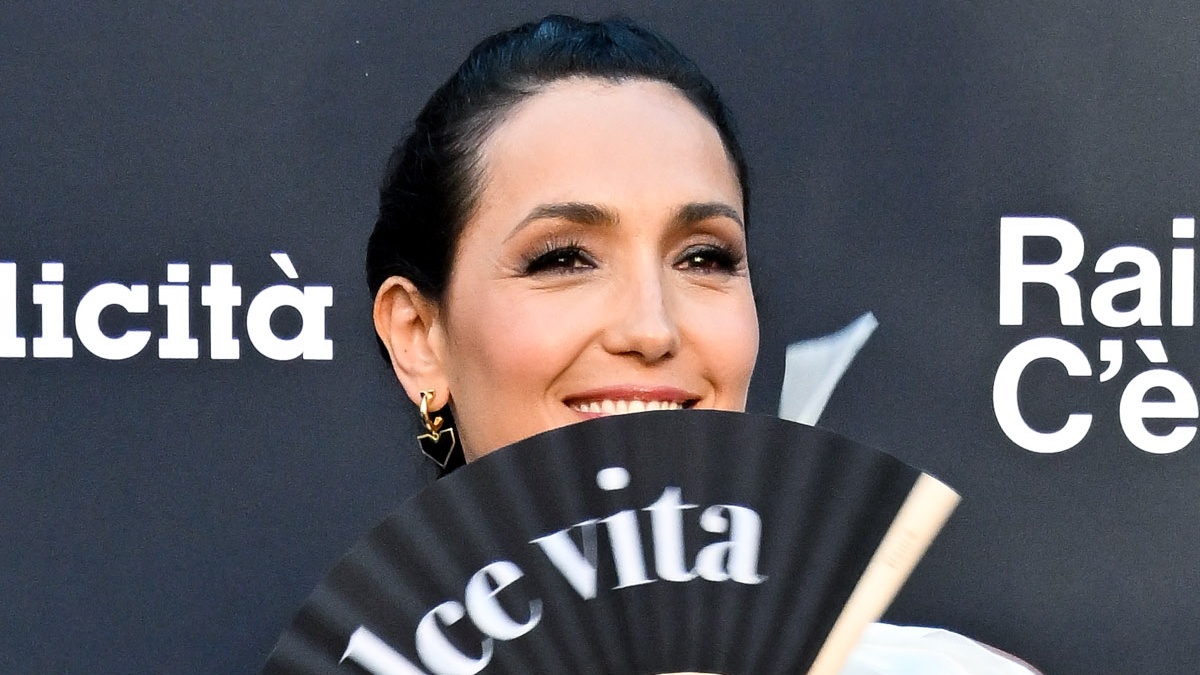 Botte e urla tra manager ai palinsesti Rai, “pace fatta grazie a Caterina Balivo”: il retroscena