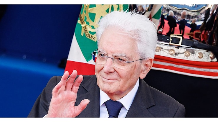 Mattarella: «I giovani sentono di più il distacco dalla vita delle istituzioni» - Il Sole 24 ORE