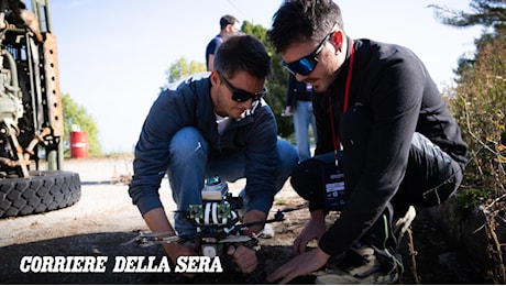 Droni e intelligenza artificiale, gli ucraini addestrano i militari italiani sul monte Calvarina