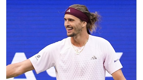 Pechino, Zverev travolge Shang e trova Djokovic: il numero 1 è a un passo
