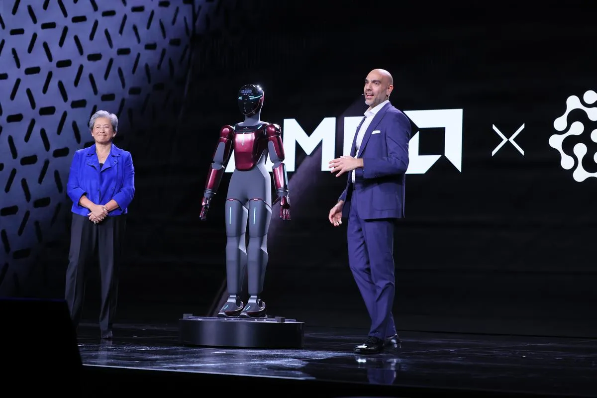 Nasce il robot umanoide italiano Gene.01 con pelle multisensoriale e AI fisica per lavorare a fianco alle persone